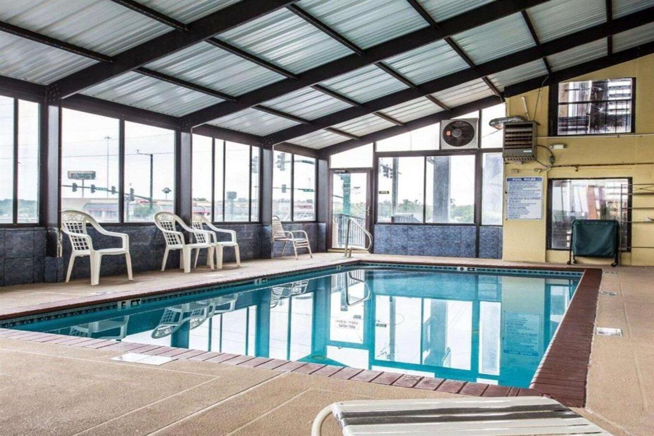 Quality Inn & Suites Morrow Atlanta South Buitenkant foto