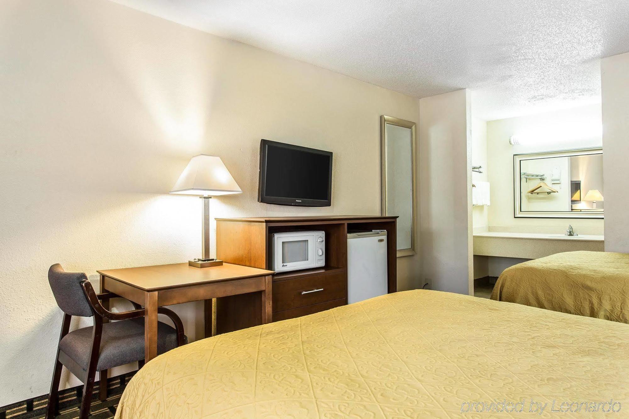 Quality Inn & Suites Morrow Atlanta South Buitenkant foto