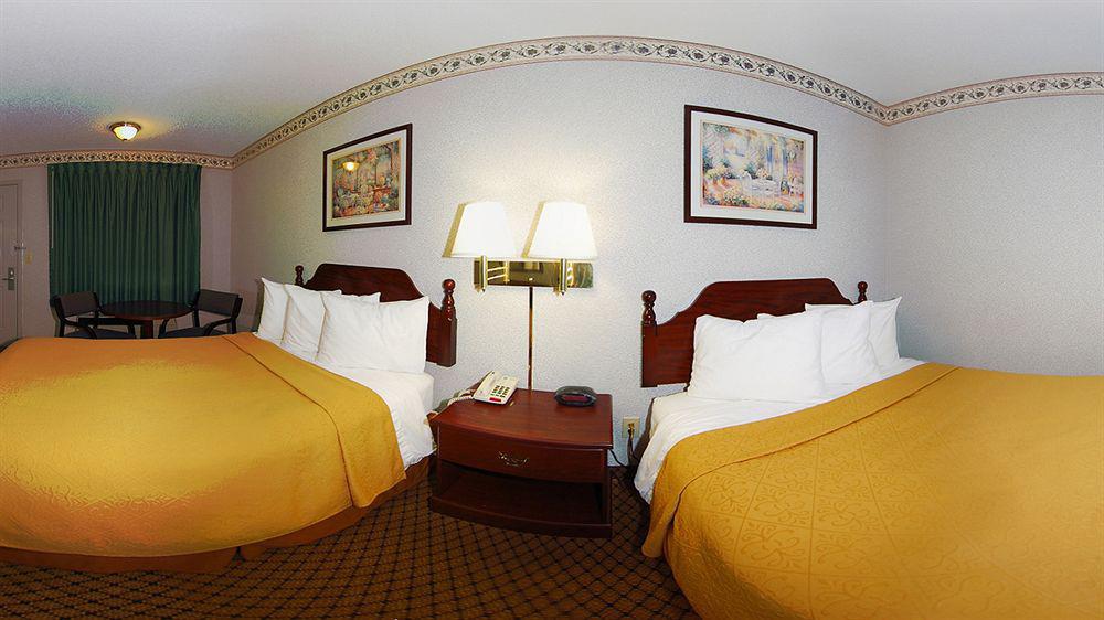 Quality Inn & Suites Morrow Atlanta South Buitenkant foto